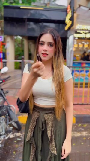 Shiba Khan Instagram - Chal nikal🤣
:
:
:
: #comedy #funnyreel #foryoupage #explorepage #viralvideos #shibakhan