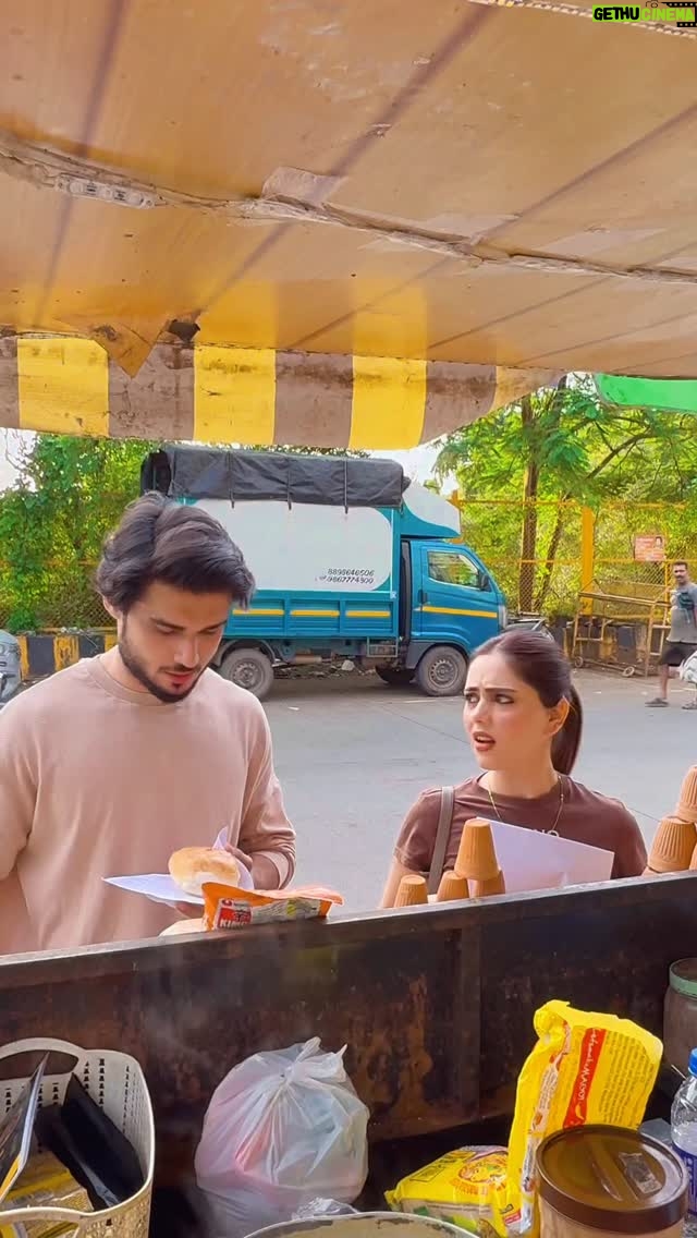 Shiba Khan - 1.3 Million Likes - Bhaiya ek baar dekh lo lete
:
:
: #comedy #funnyreel #foryoupage #explorepage #viralvideos #featurethis #shibakhan