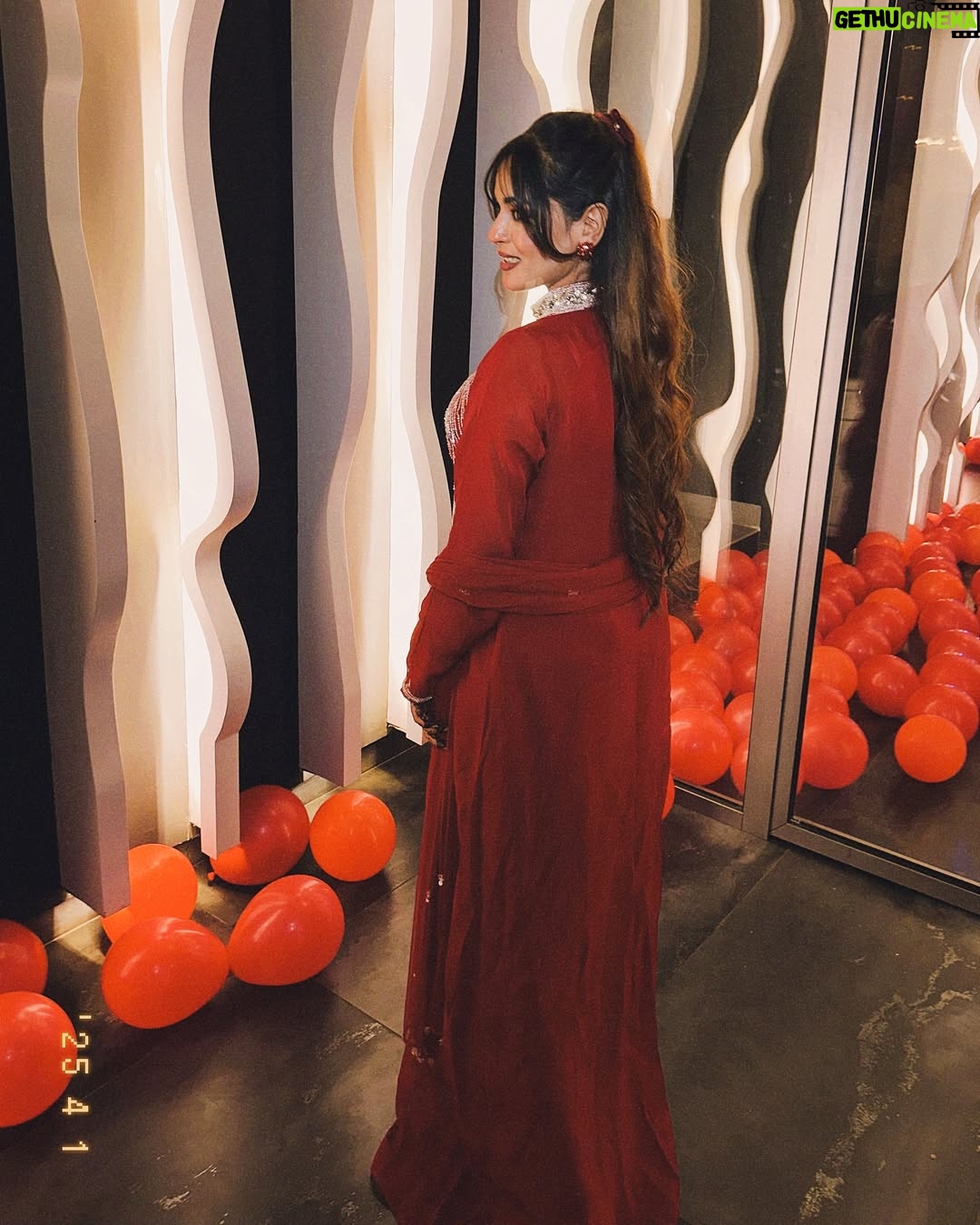 Shifu Memon - 55.2K Likes - Served Iftaar- Now Serving Looks..🍒👠🪞
.
Outfit From- @mahamspret ❤️
.
#shifuains #eidmubarak #2025 
#foryou #eidoutfit #explorepage✨ #explore #bekind #instagrowth