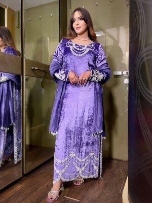 Shifu Memon Instagram - Drop anything that’s purple in the comment section..🥰
.
Outfit by- @mahamspret 💕
.
#shifuians #instagram #foryou #explorepage✨ #explore