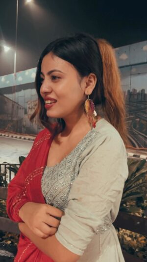 Shikha Wahulkar Instagram - Tuzpe bitengi💔🥀….