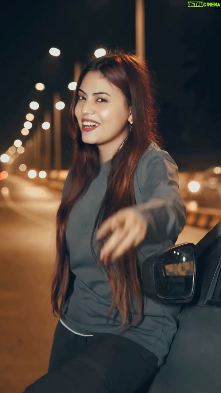 Shikha Wahulkar - 1 Million Likes - O Dil tod ke😅💔💧…..
#reels #viral #reelsinstagram #shikhawahulkar #explore #explorepage #reelitfeelit