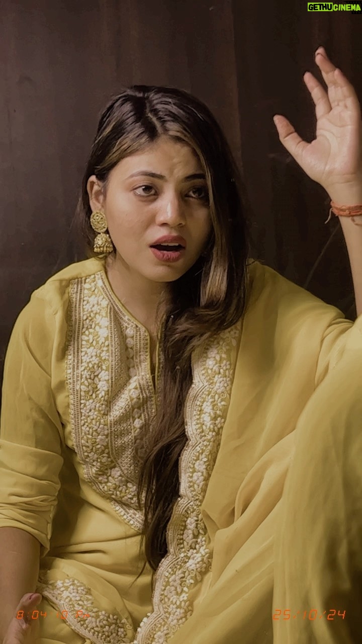 Shikha Wahulkar - 427K Likes - Hai koi jawab😅💔🥀….. 
#reels #reelsinstagram