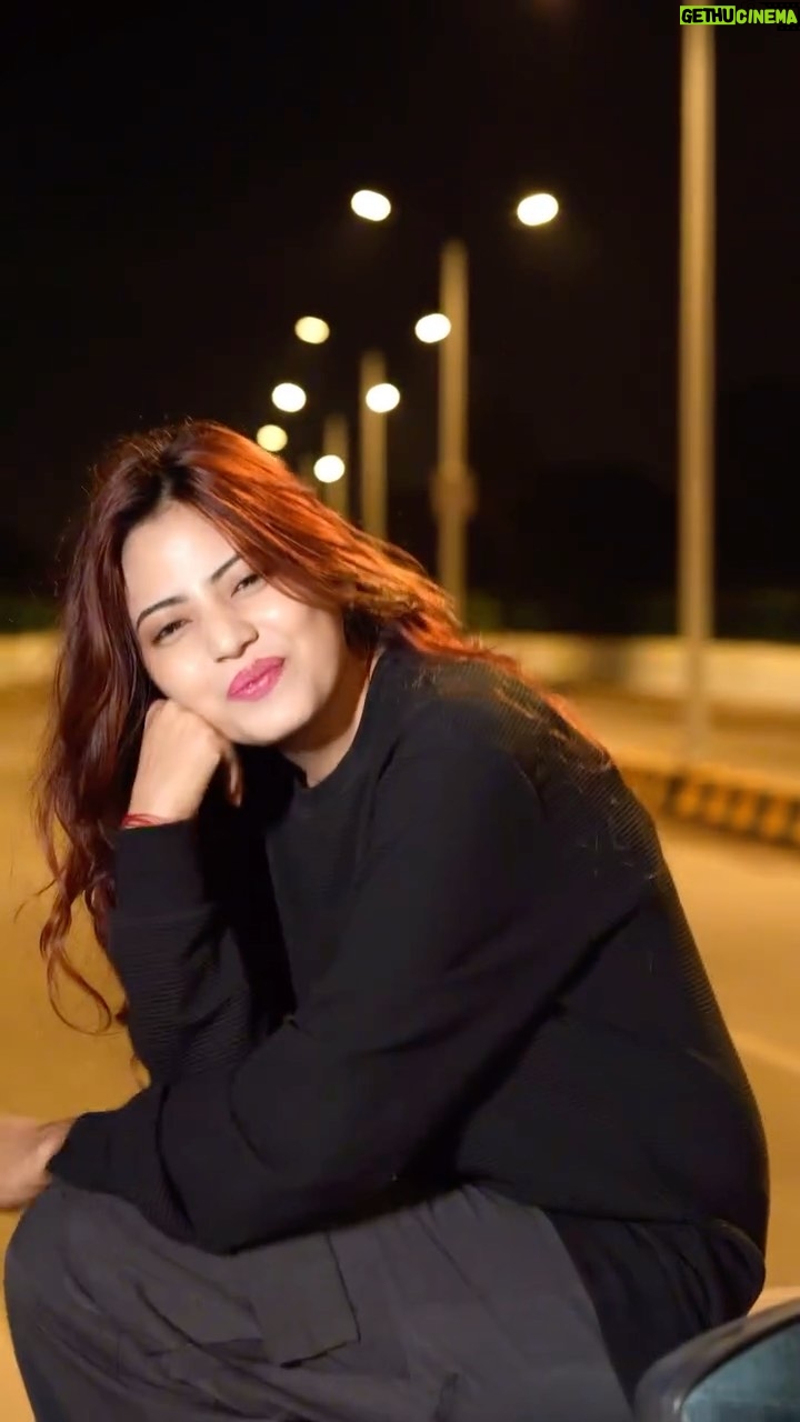 Shikha Wahulkar - 1 Million Likes - Ishq hai Tu humara ❤️‍🔥🔥……