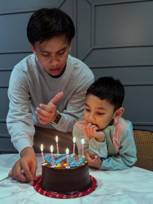 Shila Amzah Instagram - Happy 6th Birthday to my precious firstborn son @sethuwais ❤️
Watching you grow into the kind, bright, and joyful boy you are today is the greatest gift of my life. You’ll always be my little miracle, the one who first taught me what it means to be a parent. Mama, papa and adik loves you sethy sayangggg.
A very special thank you to our beloved family, friends, and teachers who sent their love, prayers, and wishes to Sethy. Every word and gesture means the world to us. For a child like Sethy, who experiences the world in his own unique and beautiful way, your love and support have made his 6th birthday not just a celebration of age, but a celebration of his strength, joy, and the little miracles he brings into our lives each day. Thank you for making his journey brighter and his heart a little fuller. We are forever grateful.
And today, we celebrate not just you, but also our beloved Malaysia’s 68th Independence Day. May you grow up with the same spirit of strength, unity, and resilience that built this beautiful nation. I pray that you’ll always walk with pride as a son of Malaysia, while carrying kindness and courage in your heart.
Happy Birthday, my love, and Selamat Hari Merdeka, Malaysia!
