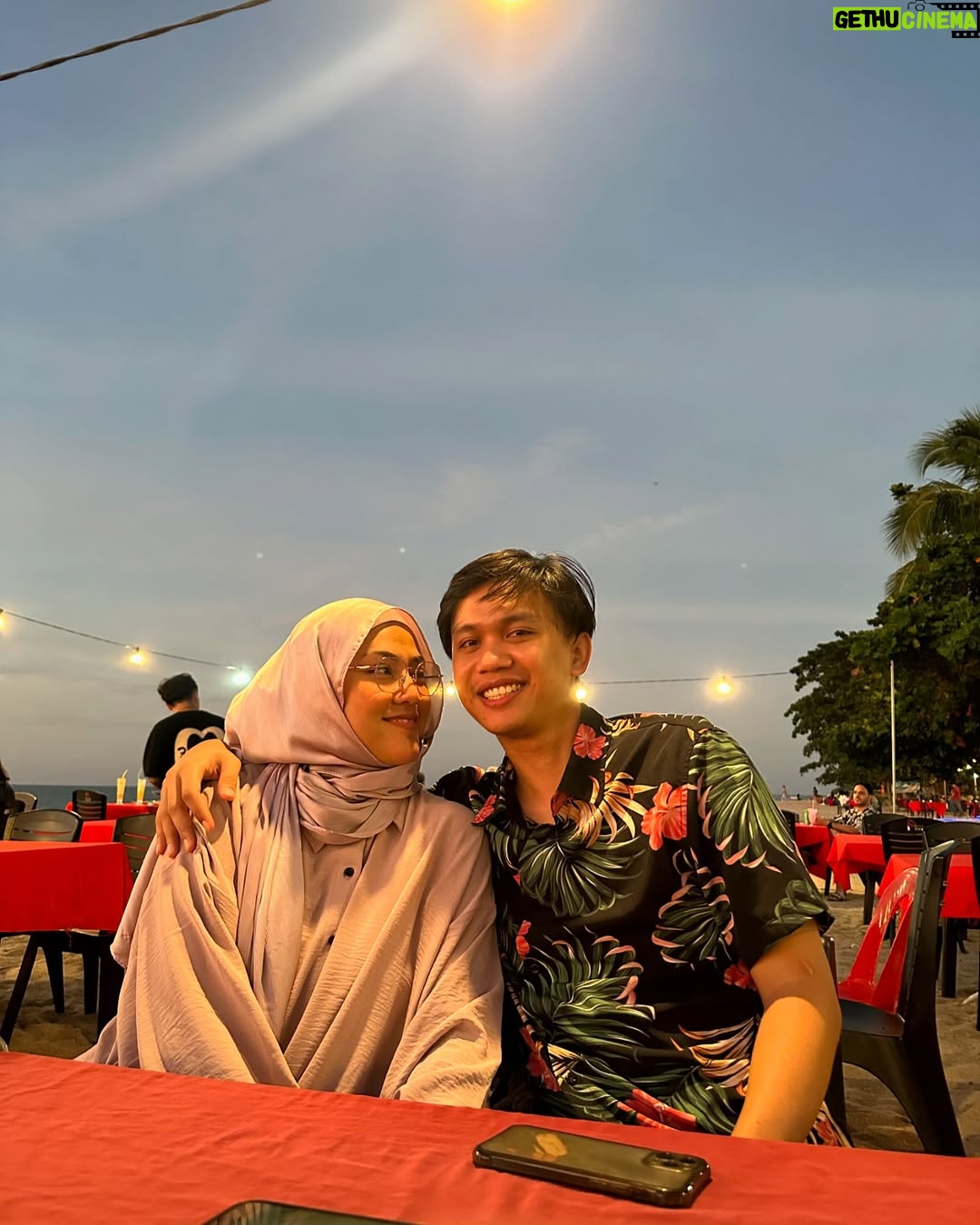 Shila Amzah - 58.1K Likes - @rheaakiraa She’s been crying non stop for 3 hours 🫠 nak tumbuh Gigi, nak tukar bulan.
This regression always makes me think the newborn phase are the easiest.
@ubaimz agreed 🥲 
I told him before , Tapi dia cakap newborn bangun every 2 hours , then I told him “atleast we knew what she wants,sleep/drink susu/ nappy change.”
Both of us were so overwhelmed , mata panda.
For 3 days in a row.

It wasn’t easy but this too shall pass❤️
He always so surprised on how I can remain my calm, I said as a parent, we have absolutely no choice.
I don’t wanna lose my sh*t in front of the kids🥲 it’s traumatising for them.
No matter how tired we are, these babies are our blessings, amanah Allah SWT pada kita.
They didn’t get to choose what kind of parents they wanted, but we can choose what kind of parents that we want to be for our children❤️

And thank you sethy @sethuwais for always knowing what to do, what to say to adik when she was restless.
And she calmed down whenever seth talks to her.
Autism spectrums are soo broad that you can never define them by the book.
Some say they will be agressive, some say they wont be able to have empathy, or even the ability to understand feelings.
But sethy on the other hand are god send.
He is so loving and kind, and the fact that he knew I was overwhelmed and he came to me “ its okay mama, Im here, I want to hug you.” 😭

Oh and , I relive/revisit my past trauma.
I faced my past fears together with My beloved husband.
Many of you may not know this, Penang traumatised me.
there were few incidents in Penang that haunts me and I never get to overcome it, for more than 10 years and I tried to get get past it over 3 years ago and failed miserably.
Until recently we decided to have a family vacation, ubai knew everything and I suggested Penang.
He asked me why, I said I want to create new memories with our  little family.
Finally ,We managed to do so😭 I’m so grateful that I get to do this with him and I can never thank him enough for being in my life.

I apologise for such a long caption,  I didn’t feel like posting anything for the past week.
Have a great day everyone ! Thanks for reading ❤️