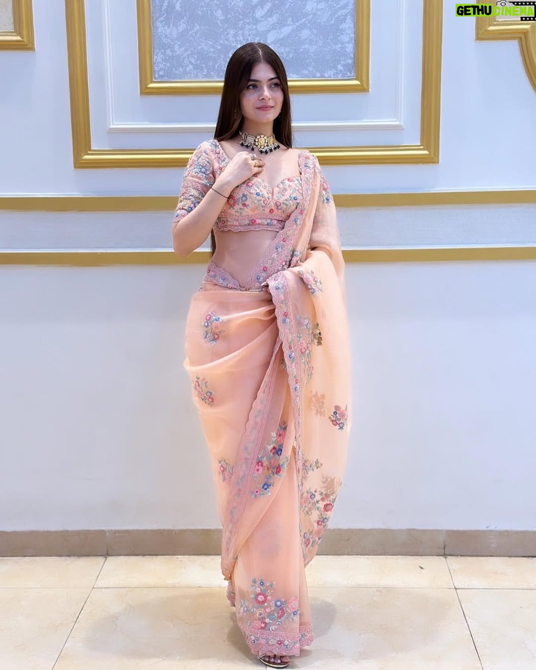 Shilpa Chaudhary - 115.4K Likes - Steal the show by wearing a saree…