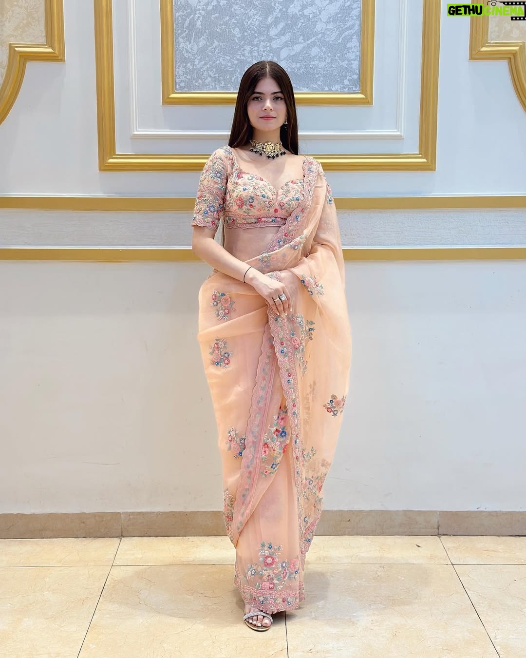 Shilpa Chaudhary - 115.4K Likes - Steal the show by wearing a saree…