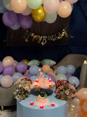 Shilpa Chaudhary Instagram - Got the cutest pre-birthday surprise at midnight 🎉💖 Feeling beyond lucky and grateful for all the love, wishes & smiles already pouring in! You guys made my day before it even began! ✨
#PreBirthdayFeels #MidnightMagic #FeelingBlessed