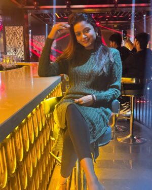 Shilpi Raghwani Instagram - Dil lagana itna aasan nhi hai
Dil , Dil se preshan hai 🦋
Apka kya vichar hai ……..