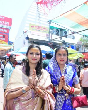 Shilpi Raghwani Instagram - हर हर महादेव 🙏🏻🙏🏻 #deoghar #baidhnathdham #jyotirling