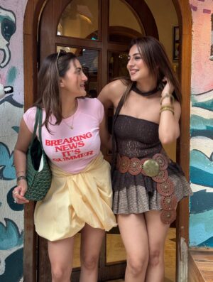 Shivali Rijhwani Instagram - Serving looks, stealing glances & walking Bandra like it’s Paris 🤎🎀