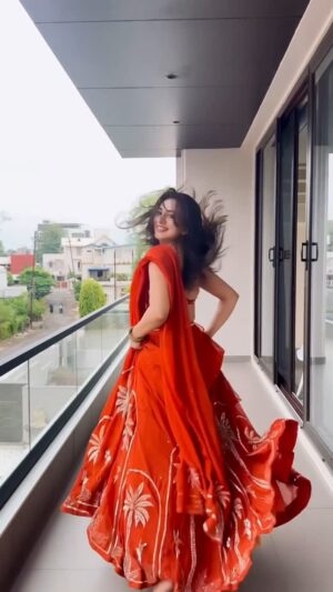Shivali Rijhwani Instagram - ख्वाब थी… और फिर हकीकत बन गई। ✨
.
.