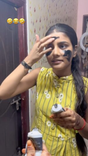 Shivangi Prajapat Instagram - Wait for end 😂🤣
#chotiifam #trending #reelitfeelit #reels #reelinstagram