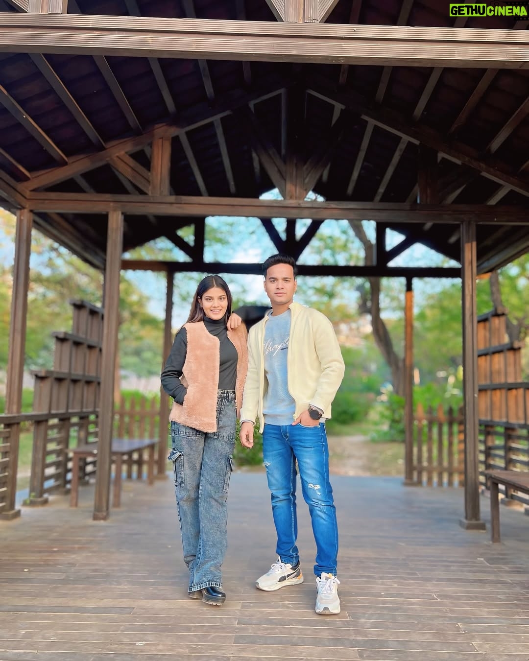 Shivangi Prajapat - 20.4K Likes - 𝐇𝐚𝐝 𝐅𝐮𝐧 𝐢𝐧 𝐃𝐞𝐥𝐡𝐢..!🩵