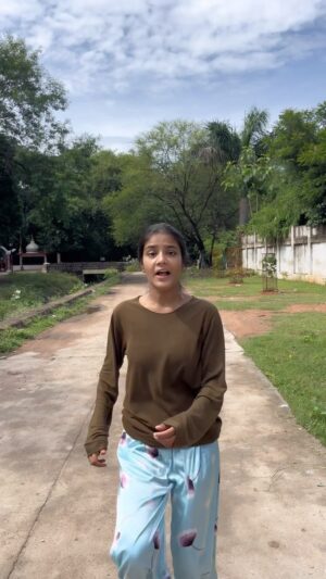 Shivangi Prajapat Instagram - Wait for end 😂😂
#chotiifam #trending #reels #reelitfeelit #reelinstagram