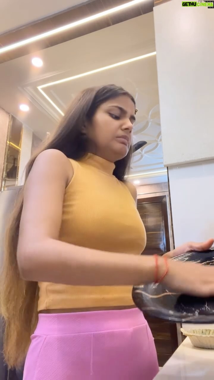 Shivangi Prajapat - 8.3K Likes - Wait for end🥲