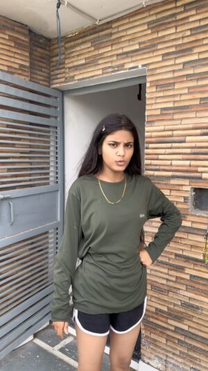 Shivangi Prajapat Instagram - Wait for end🥲😳
#chotiifam #trending #reels #reelitfeelit #reelinstagram