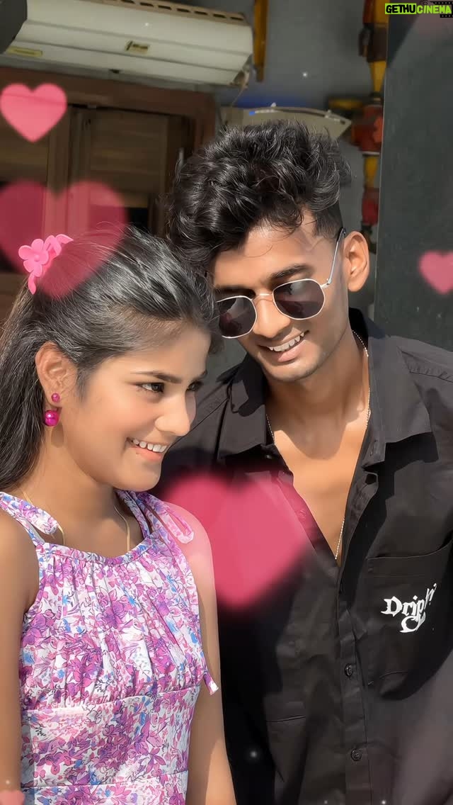 Shivangi Prajapat - 11.7K Likes - Kaisa lga comment kro 💗
#chotiifam #reels #reelitfeelit #reelkarofeelkaro #viral #trending #explore #contentcreator #instagram #fyp