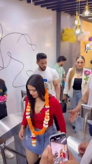 Shivani Gupta Instagram -