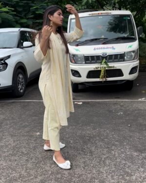 Shivani Gupta Instagram -