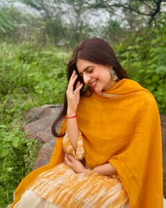 Actress Shivani Yadav HD Photos and Wallpapers August 2024