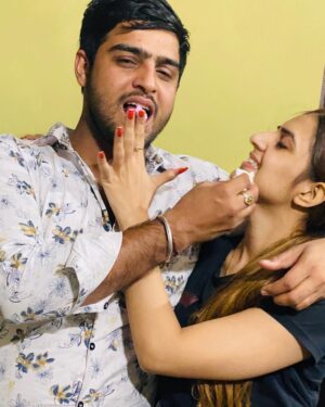 Shivani Yadav Instagram - 14-8-23💔
ये दुनियादारी कुछ भी नहीं बस चंद मिण्टो की कहानी है ,
पता नहीं कब किसको एक पल में मौत आजनी है
बार बार लगता है अब आयेगा अब बोलेगा ..
The only truth of life is death
God didn’t do it right
@arunrao6578 💔
