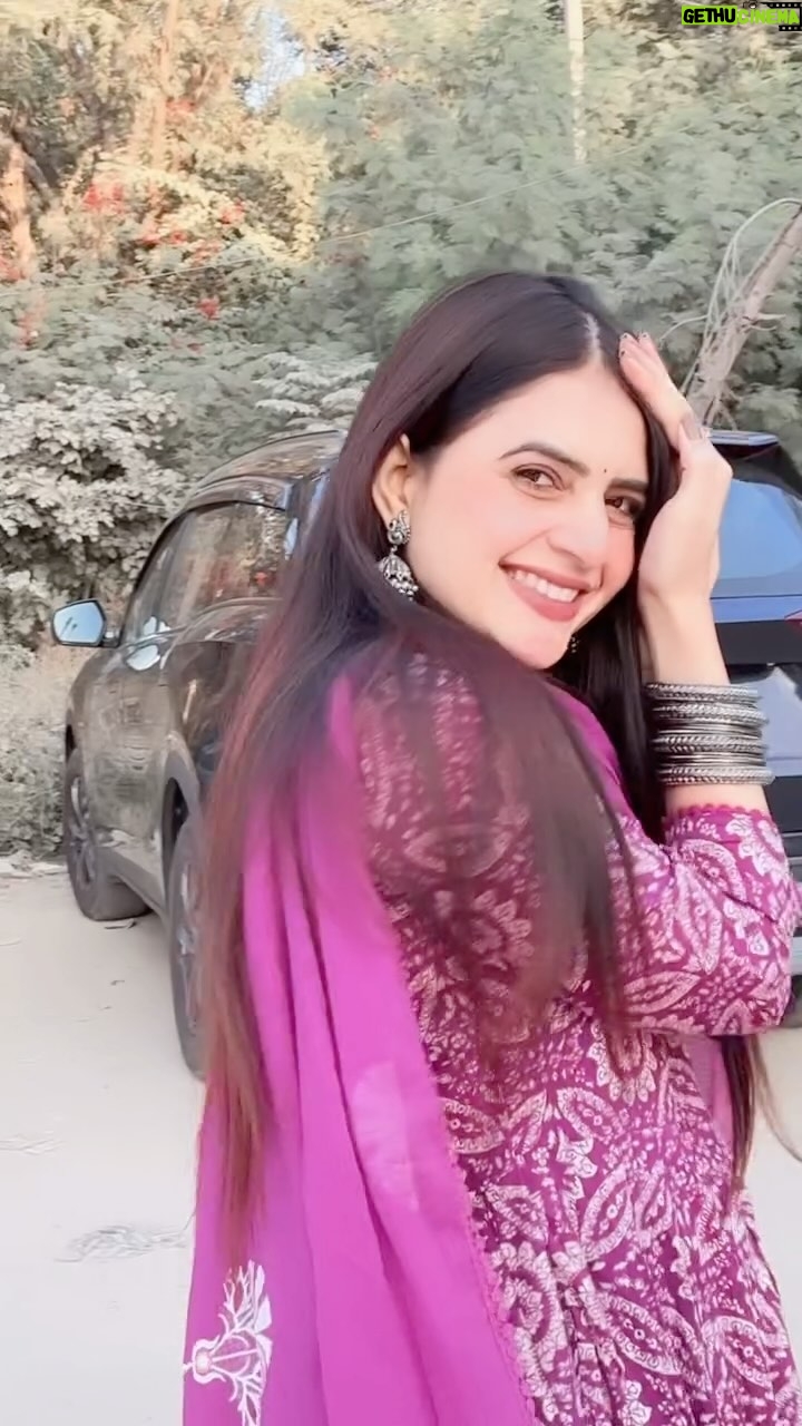 Shivani Yadav - 28.5K Likes - Ok