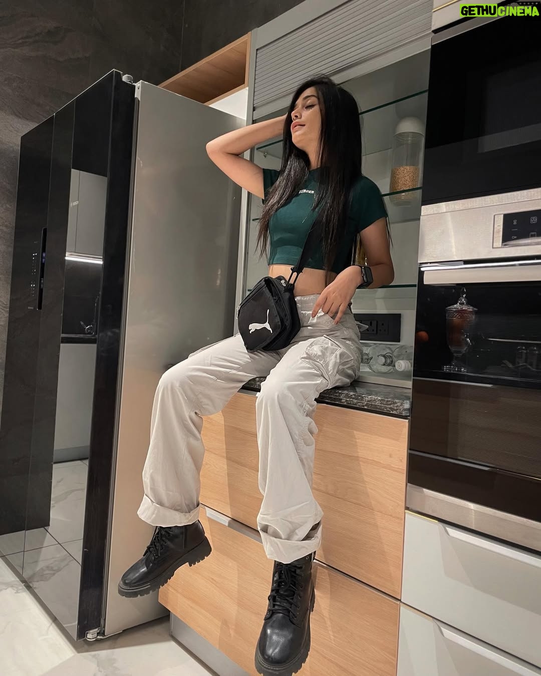 Shiyya - 47.9K Likes - Simple but significant ✨
.
#shiyyans 
.
#trending #photoshoot #photooftheday #beauty #photogram #instagood #instagram #instadaily #fashion #fashionstyle #blogger #bloggerstyle #stylish #influencer #fyp #trending #ootd #outfitideas #love #photography #instagood #postivevibes #indoorshoot #likes #likesforlike