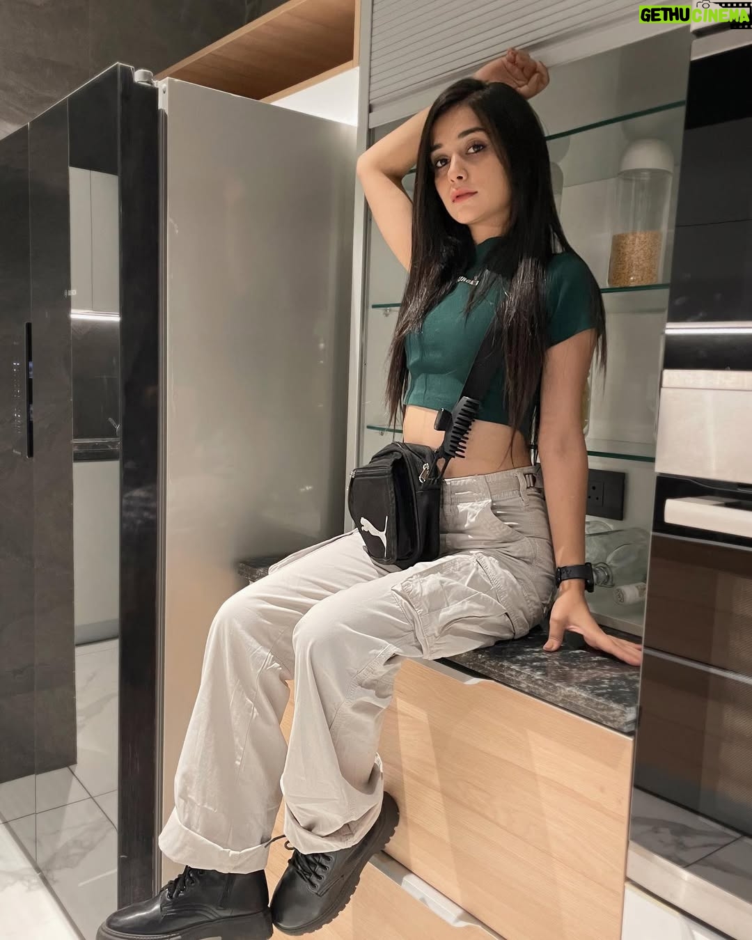 Shiyya - 47.9K Likes - Simple but significant ✨
.
#shiyyans 
.
#trending #photoshoot #photooftheday #beauty #photogram #instagood #instagram #instadaily #fashion #fashionstyle #blogger #bloggerstyle #stylish #influencer #fyp #trending #ootd #outfitideas #love #photography #instagood #postivevibes #indoorshoot #likes #likesforlike