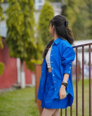 Shiyya Instagram - Swipe unfil to find the real me 😂💙
.
#trendingnow #shiyyans
