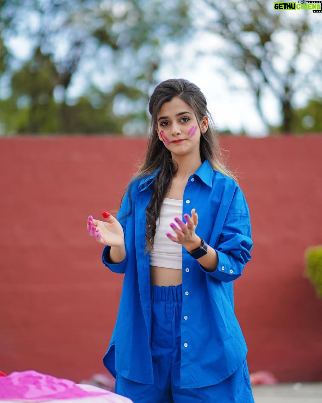 Shiyya - 47.7K Likes - Swipe unfil to find the real me 😂💙
.
#trendingnow #shiyyans