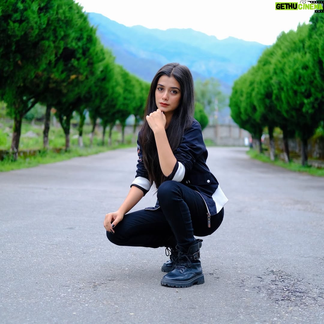 Shiyya - 49.4K Likes - I 🖤 you 
.
#shiyyans 
.
#trending #travel #travelphotography #indianfood #love #explorepage #trending #trend #exploremore #black #fashionstyle #fashionblogger #blogger #blog #fashionstyle #beauty #beautiful #fashiongram #instagram #instagood #instalike #likesforlike #liketeams #travelling #instalike