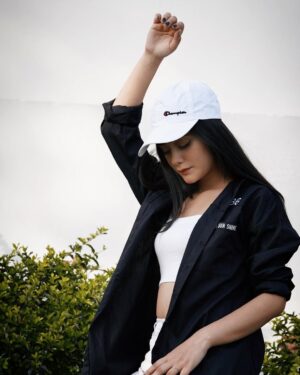 Shiyya Instagram - Thanks For Loving Me. That’s enough for me ☑️
.
#shiyyans
.
#fashionmodel #fashionblogger #fashion #ootd #outfitoftheday #blogger #beauty #explorepage #explore #trending #beautiful #travelblogger #photooftheday #photoshoot #shoutout #likesforlike #followforfollowback #white #bestoftheday #instagood #instagram #instalike #instadaily #fashionphotographer #style #trend