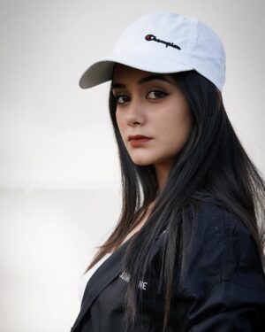 Shiyya Instagram - Thanks For Loving Me. That’s enough for me ☑️
.
#shiyyans
.
#fashionmodel #fashionblogger #fashion #ootd #outfitoftheday #blogger #beauty #explorepage #explore #trending #beautiful #travelblogger #photooftheday #photoshoot #shoutout #likesforlike #followforfollowback #white #bestoftheday #instagood #instagram #instalike #instadaily #fashionphotographer #style #trend