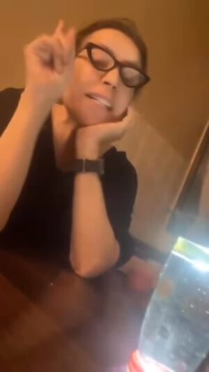 Shokran Mortga Instagram - لأول مره وحصرياً مع حبيب قلبي تحدي الكركم إنشالله يعجبكم😍وخبروني عملتوه؟؟؟ع فكره حلو كتير وبس تشوفوا الفيديو شو رأيكم بحبيبي 😉
🫣🫣🫣🫣🫣🫣🫣🫣
@ghufranalaghwani
@rawan_alaghwanih 📸