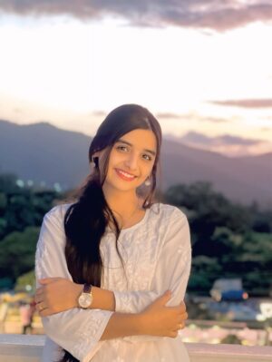 Shraddha Takke Patil Instagram - Dimple नाही पण Simple आहे 🤭🤍
.
.
.
.
#shraddhatakke #pic #simple #like #follow #instagram #fypage #fyp #explore #punecity