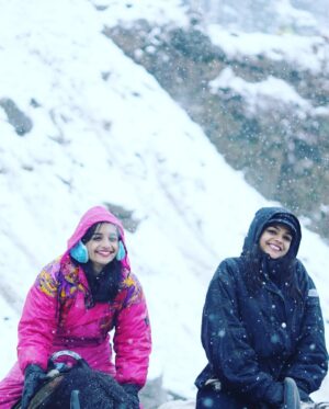 Shraddha Takke Patil Instagram - Had such a great experience 😍❤️ thank u so much @travel_with_advaita_tours ❤️
.
.
.
.
#shraddhatakke #post #manali #manalidiaries #trip #tour #likeforlikes #pic #picoftheday #greatexperience #marathi #likeforfollow #followforfollowback