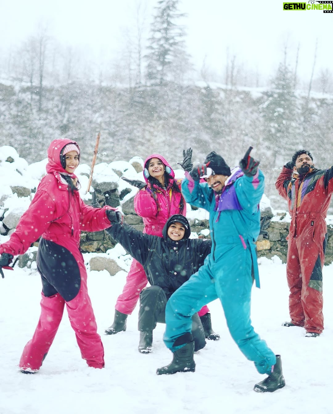 Shraddha Takke Patil - 13.7K Likes - Had such a great experience 😍❤️ thank u so much @travel_with_advaita_tours ❤️ 
.
.
.
.
#shraddhatakke #post #manali #manalidiaries #trip #tour #likeforlikes #pic #picoftheday #greatexperience #marathi #likeforfollow #followforfollowback
