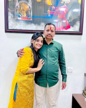 Shraddha Takke Patil Instagram - Pappa 🫶🏻💜🌎🫀 #birthdaycelebration
.
.
.
.
.
#shraddhatakke #pappa #birthdaycelebration #mylife #feed #post #instagram #viral #foryou #explorepage✨ #likesforlike #like #dad