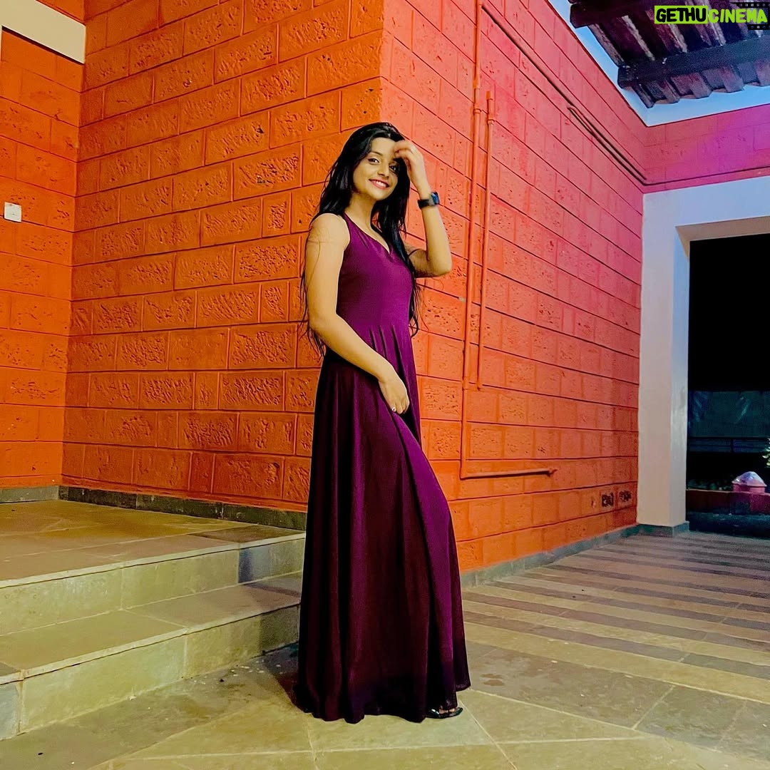 Shraddha Takke Patil - 17.3K Likes - ✨ 
.
.
.
.
.
.
#shraddhatakke #post #viral #pictures #photo #likeforlikes #likeforfollow #westernwear #look #feedfeed #explore #instagood #instagram