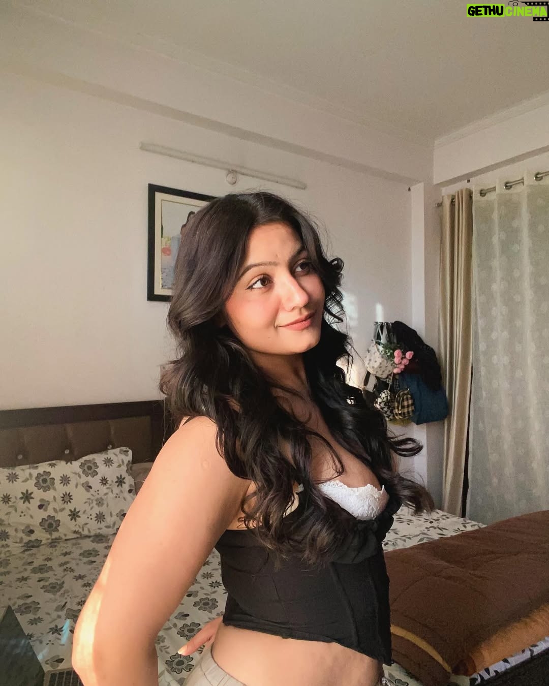 Shraddha Yadav - 12.9K Likes - nobody asked but:

(Explorepage, explore, foryou, foryou, trending, trendingnow)
#explorepage #explore #foryou #foryoupage #trend #trending #trendingnow