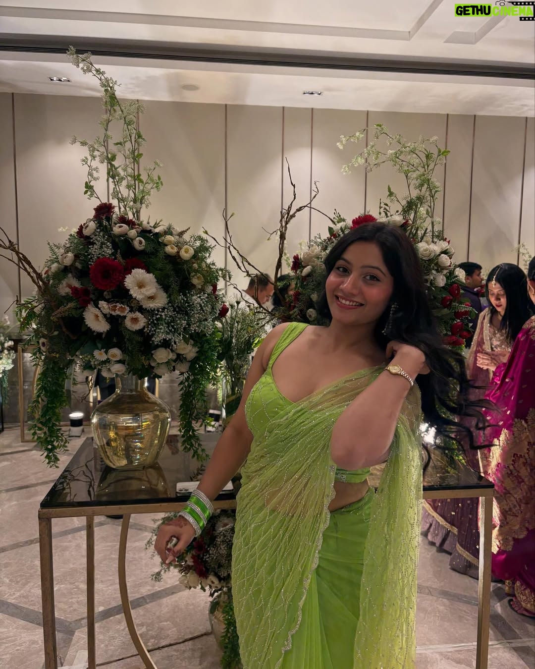 Shraddha Yadav - 3.7K Likes - Be the dil par haath rakh kar “Haaye” to my hairflips👀💕

(Explore,explore page,foryoupage,foryou,trending)
#trending #explorepage #explore #foryou #foryoupage