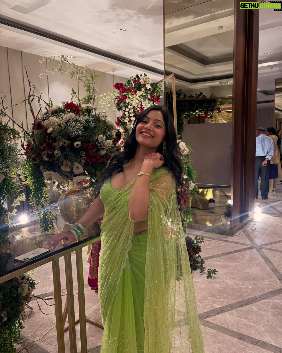 Shraddha Yadav - 3.7K Likes - Be the dil par haath rakh kar “Haaye” to my hairflips👀💕

(Explore,explore page,foryoupage,foryou,trending)
#trending #explorepage #explore #foryou #foryoupage