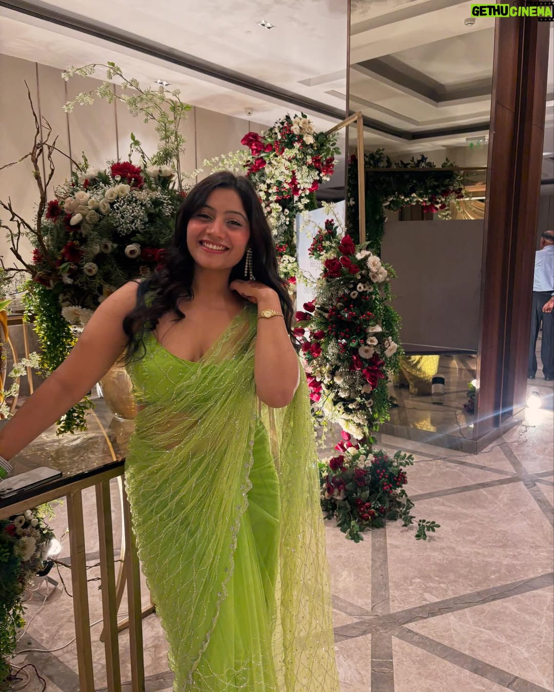 Shraddha Yadav - 3.7K Likes - Be the dil par haath rakh kar “Haaye” to my hairflips👀💕

(Explore,explore page,foryoupage,foryou,trending)
#trending #explorepage #explore #foryou #foryoupage