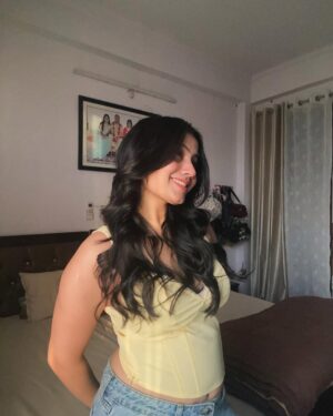 Shraddha Yadav Instagram - Pastel szn✨💛
(Explorepage,explore,foryoupage, foryou, trending, trendingnow)
#explorepage #explore #foryoupage #foryou #trending #trendingnow