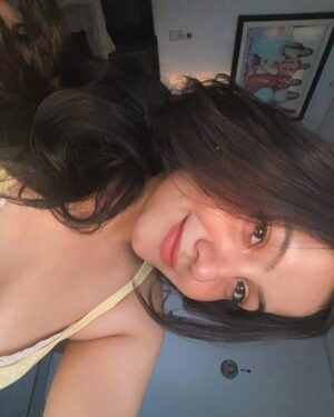 Shraddha Yadav Instagram - Pastel szn✨💛
(Explorepage,explore,foryoupage, foryou, trending, trendingnow)
#explorepage #explore #foryoupage #foryou #trending #trendingnow
