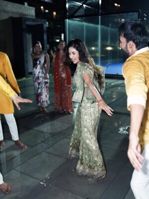 Shreya Kalra Instagram - Agle baras tu jaldi aa ā¤ļø
.
.
.
Outfit - @kikibyishikaagrawal