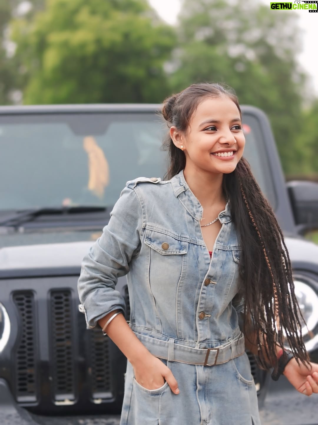 Shreya Pal - 20.6K Likes - “Kabhi kabhi  kho jana chahiye ,Pta chale hamari talalash kisko Hain 🦋 “
.
.
.
.
.
.

.
#trending #instagram #thar #shreyapal65 #blacklover #insta #baghel #gadariya #pal #denim #spects #love #mp #gwalior