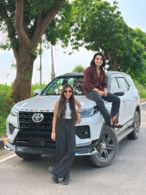 Shreya Pal Instagram - ❤️
#gauravbaghel055 #shreyapal65
.
.
.
.
#fortuner #gwalior